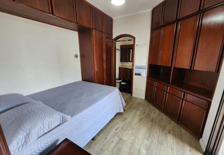 Flat No Hotel Cosmopolitan Com Estacionamento Gratis E Piscina Santos  Exterior foto