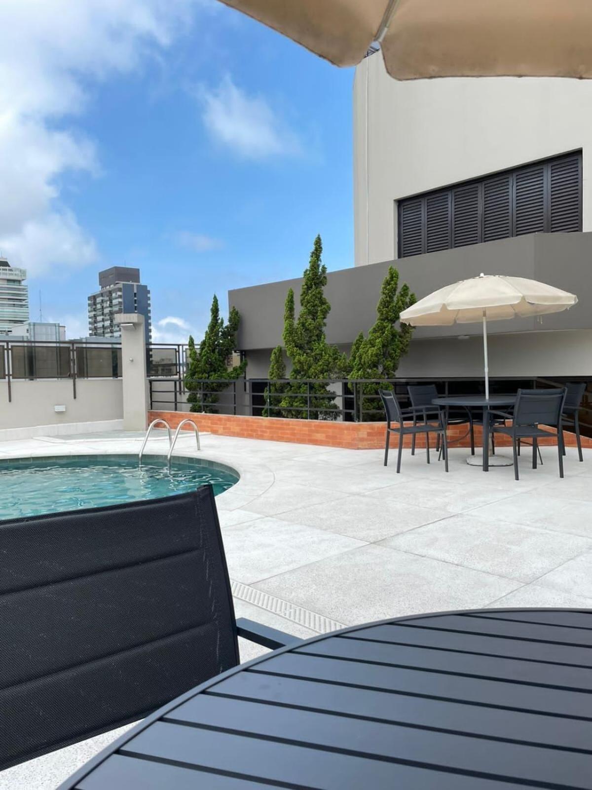 Flat No Hotel Cosmopolitan Com Estacionamento Gratis E Piscina Santos  Exterior foto